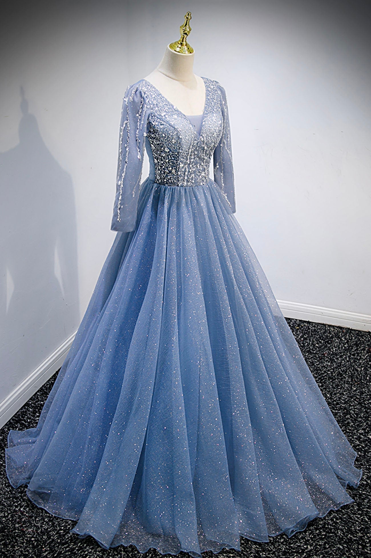 Party Dresses Halter Neck, Blue V-Neck Tulle Beading Long Prom Dresses, Long Sleeve Evening Dresses