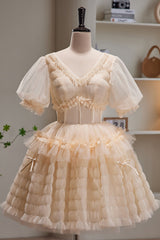 Bridesmaid Dress Shops, Champagne V Neck Short Sleeves Tulle Short Homecoming Dresses