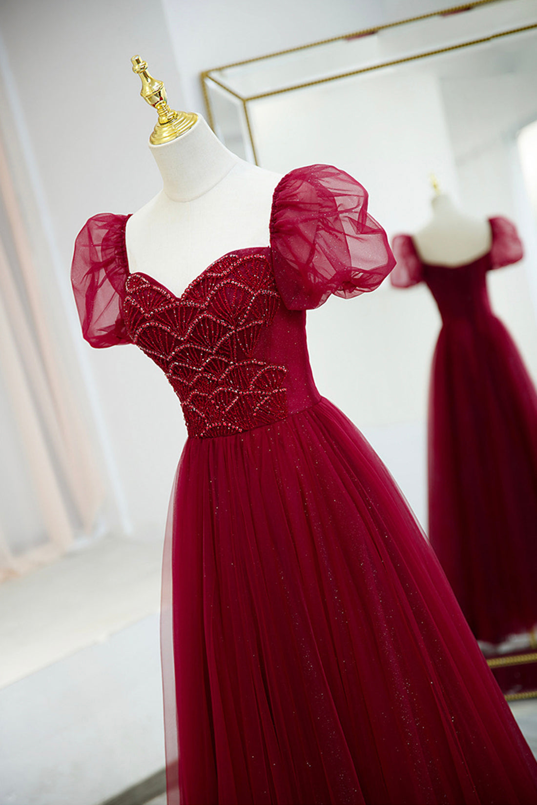 Bridesmaids Dresses Affordable, Burgundy Tulle Beaded Long Prom Dress, A-Line Short Sleeve Evening Dress