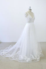 Wedding Dresses Trains, V-neck Ruffle Applqiues Tulle A-line Wedding Dress